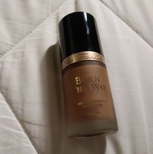 Too Faced Born This Way Foundation